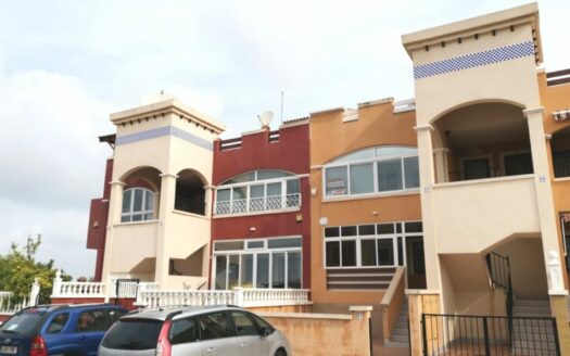 Los Altos,2 bedroom 2 bathroom Ground floor apartment with large terrace