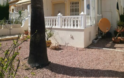 South Facing 2 bedroom 2 bath ground floor with garden, Urb Valencia, Villamartin