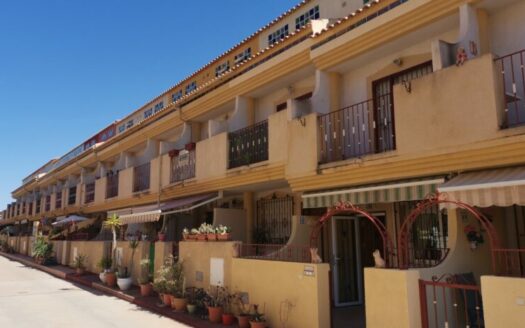 large 3 bedroom Townhouse with community swimming pool, Playa Flamenca