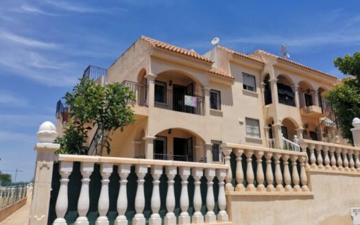 2 bedroom upper floor with huge roof Garden, Playa Flamenca