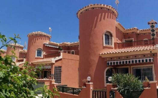 Sold Three bed detached villa in Playa Flamenca, Orihuela Costa, Bargain