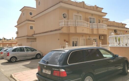 Two Bedroom Townhouse with community swimming Pool, Villamartin