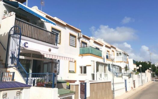 SOLD 2 bedroom top floor bungalow with roof garden, La Florida, Orihuela Costa